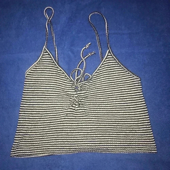 Crop Top - Picture 1 of 3
